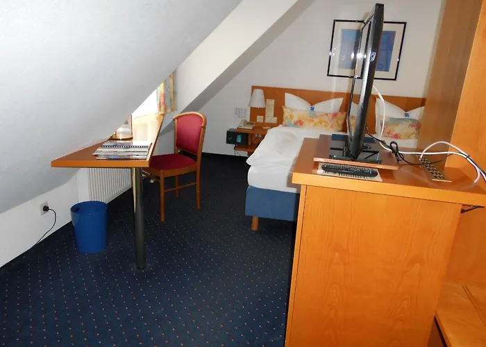 Hotel Moehringer Hof 3*