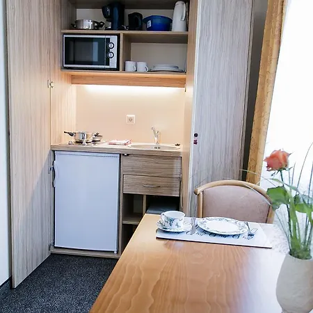 Hotel Moehringer Hof 3*