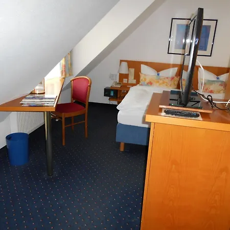 Hotel Moehringer Hof 3*